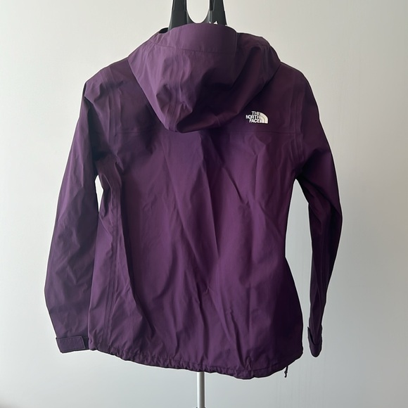 The North Face terrain 3 layer jacket - Picture 5 of 8